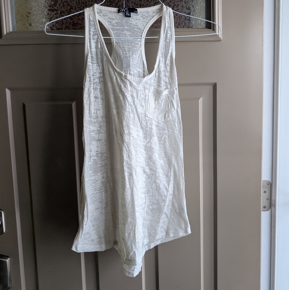 💜3/$15 5/$20 7/$25💜Womens Sz Lg Tank Top